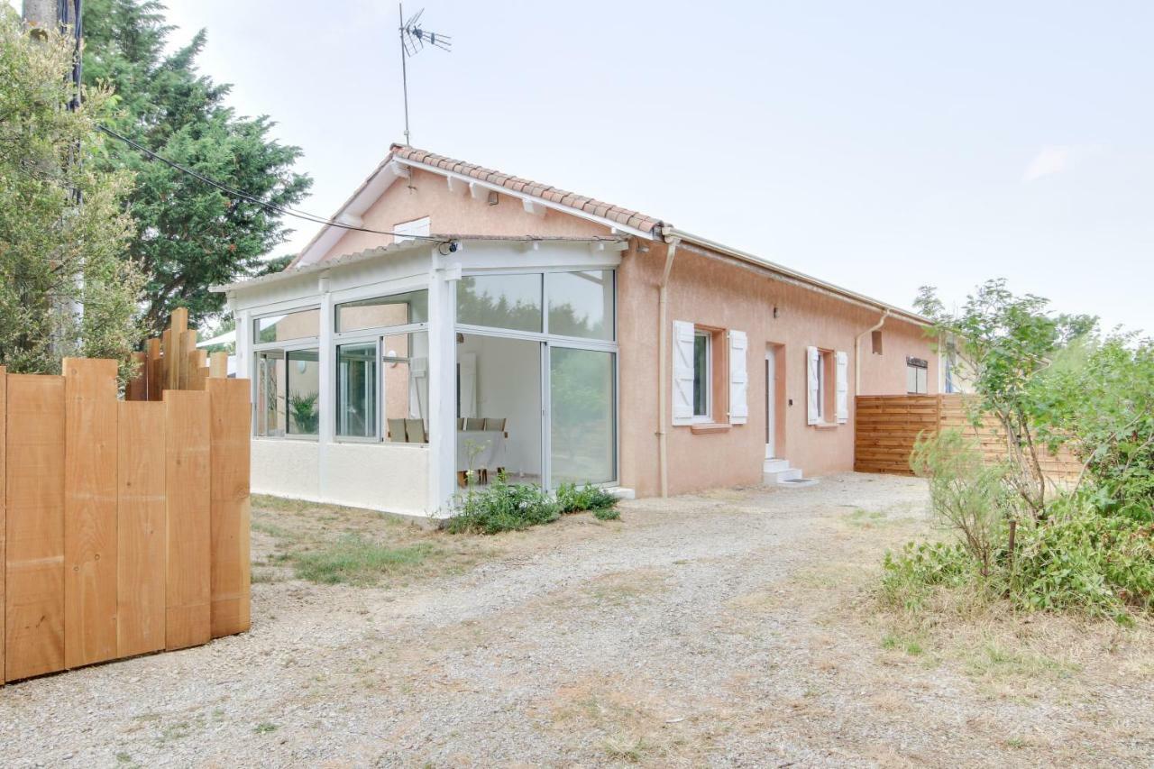 Le Bien-etre Jacuzzi Piscine Chauffee Privee Du Tarn Entre Toulouse Et Albi & Les Du Tarn Holiday home Peyrole